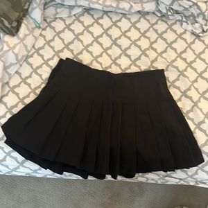 Brandy Melville Dana Pleated Skort Y2K 🖤